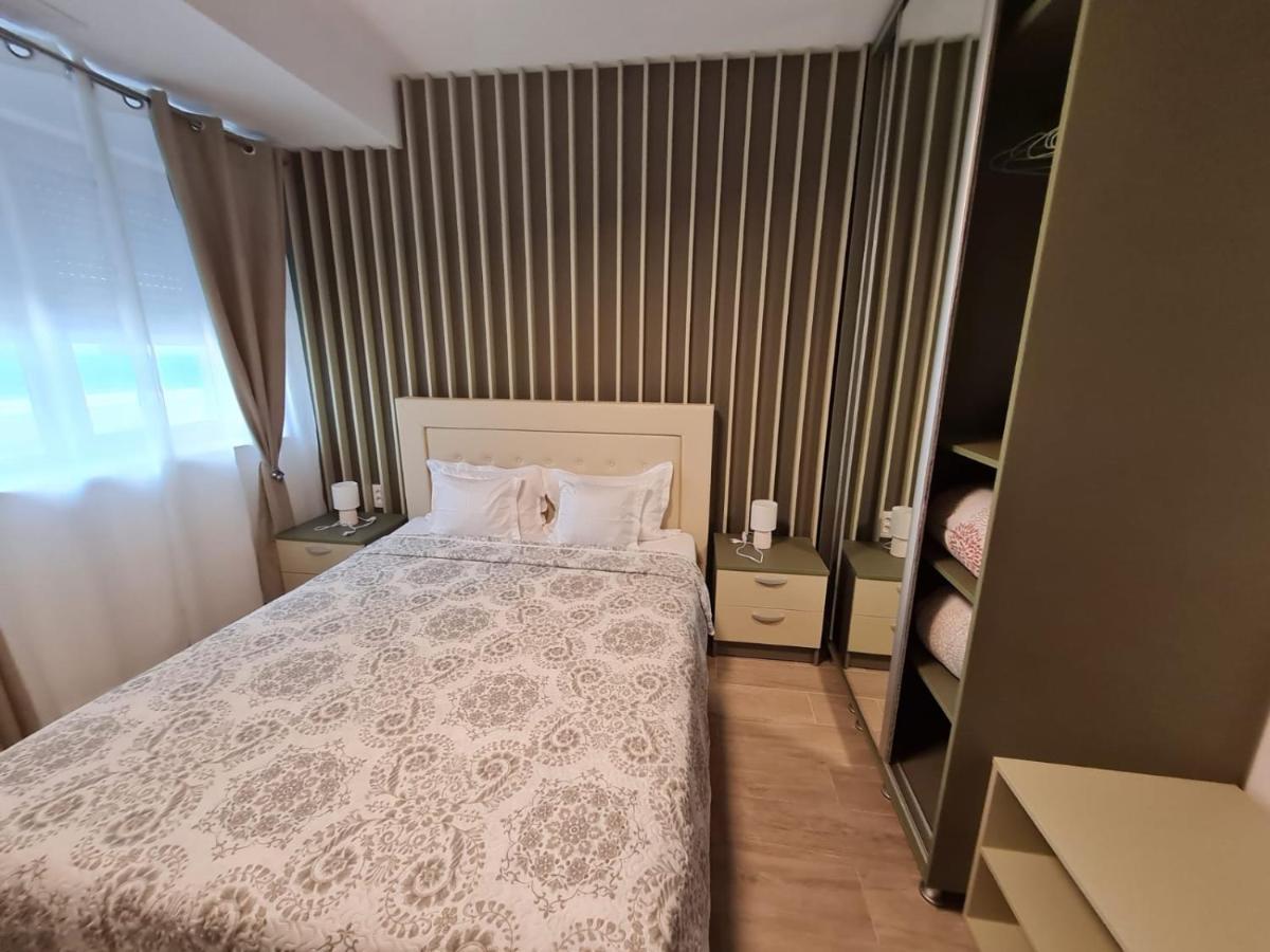Matteo 2 Apartments Marina Surf Residence, Mamaia Nord - Navodari,1 Vedere Frontala,2 Cu Vedere Laterala La Mare Buitenkant foto